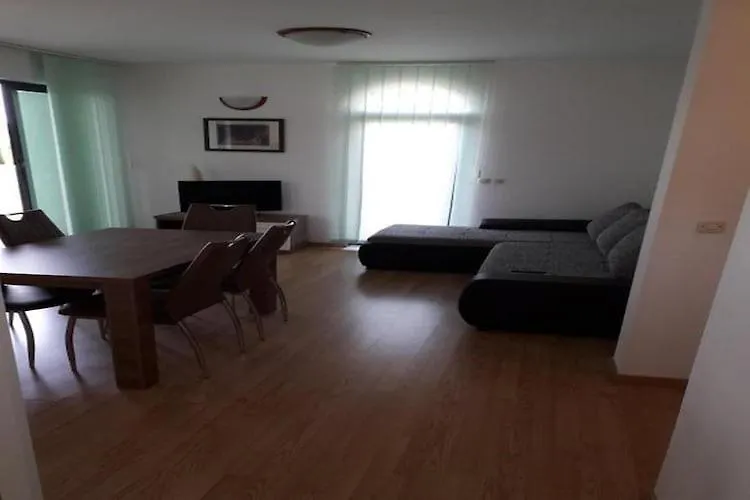 Apartments Mlikota - Two Bedroom Apartment With Terrace ザトン クロアチア