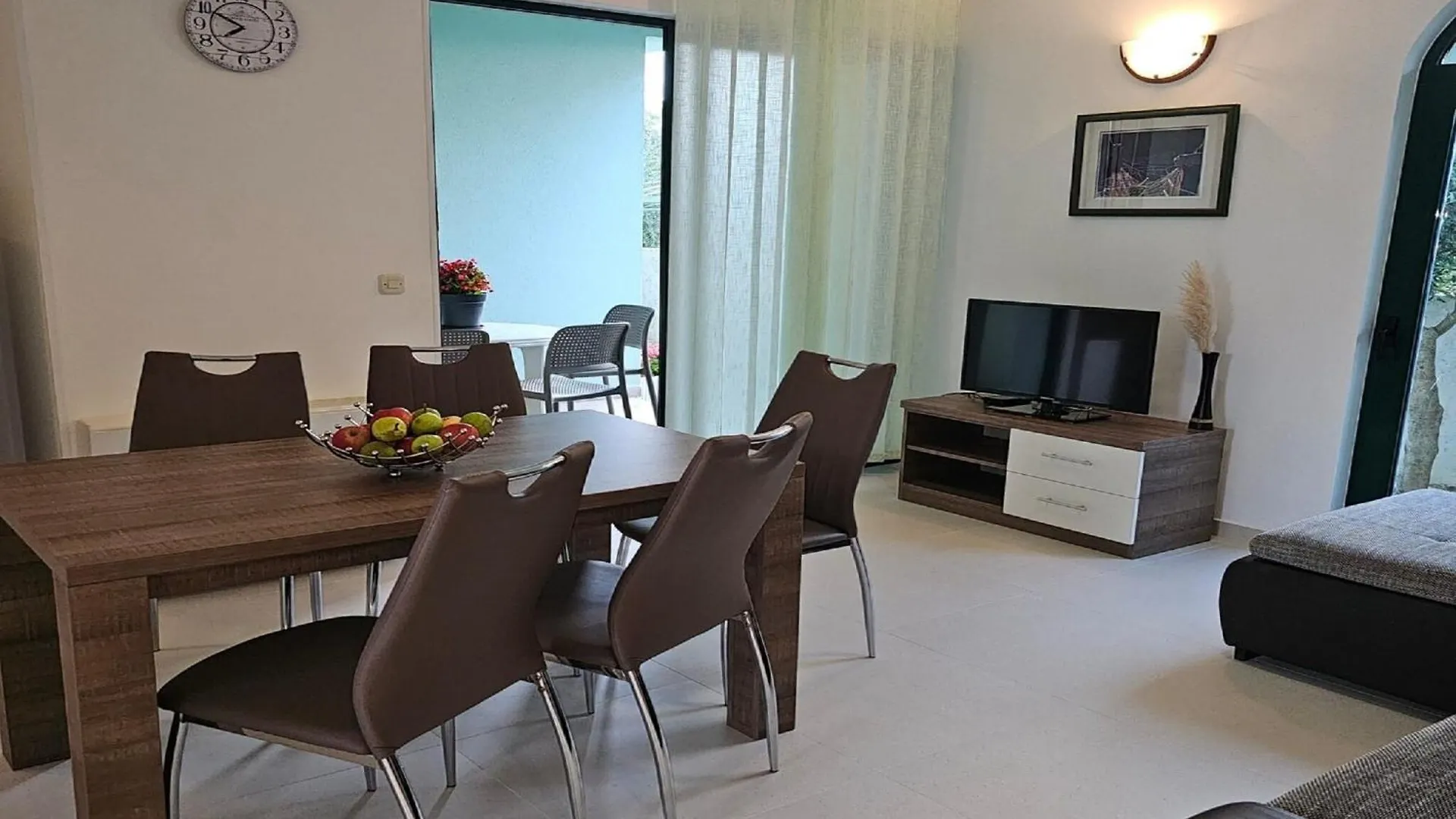 Apartments Mlikota - Two Bedroom Apartment With Terrace Zaton